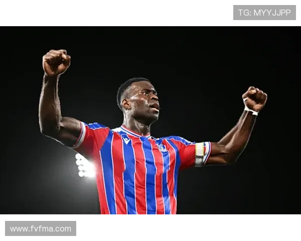 利桑德罗·马丁内斯在英超舞台状态回暖，成为曼联防线的新希望